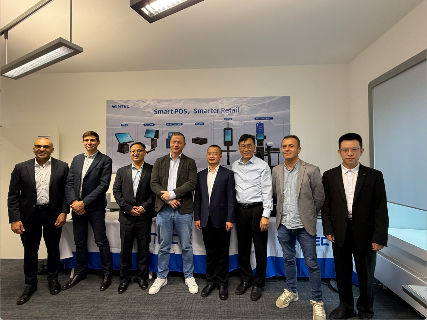 1761268802383656.png 德国.png